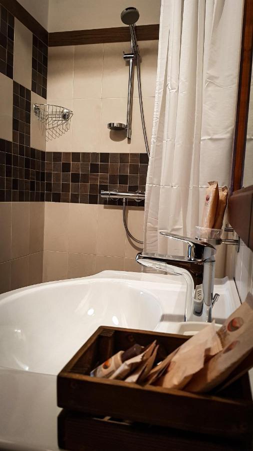 Il Rifugio Del Brigante Apartment Sante Marie ภายนอก รูปภาพ